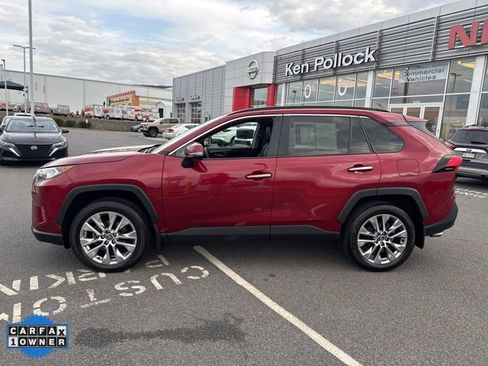 Used 2020 Toyota RAV4 Limited image 8