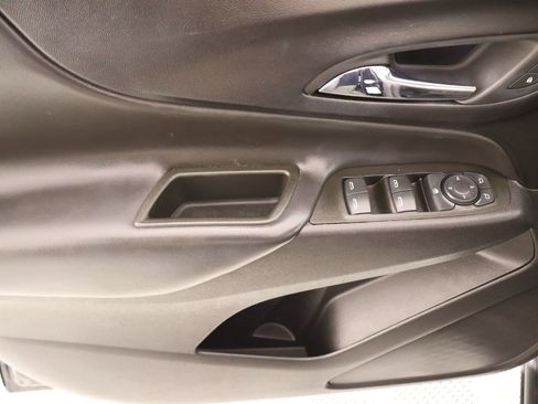 Used 2024 Chevrolet Equinox LT image 14