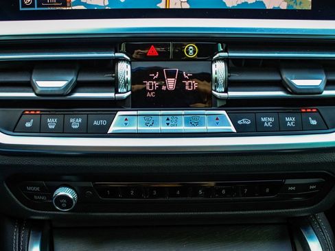 Used 2021 BMW 440i xDrive Coupe w/ Premium Package image 21