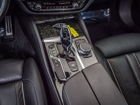 Used 2018 BMW 540i xDrive 540i xDRIVE - M SPORT - NAV - image 30