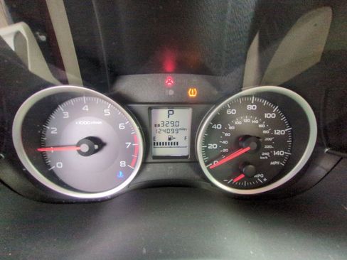 Used 2014 Subaru Crosstrek 2.0i Premium w/ Moonroof Package image 16