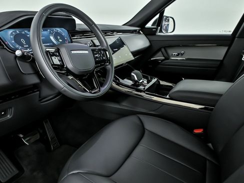 Used 2025 Land Rover Range Rover Sport Dynamic SE AWD/4WD image 21