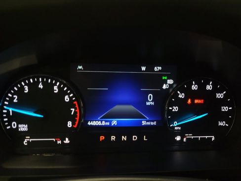 Used 2021 Ford Explorer XLT AWD/4WD image 23