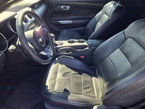 Used 2016 Ford Mustang GT Premium image 11