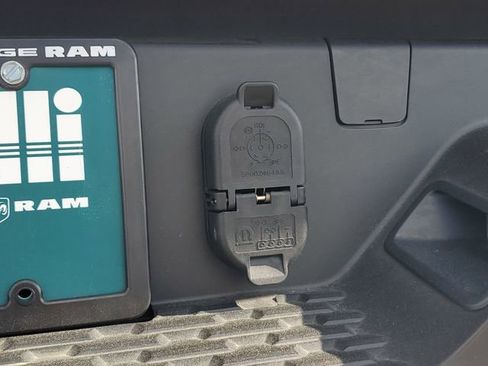 Used 2025 RAM 1500 Big Horn image 10