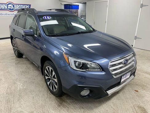 Used 2016 Subaru Outback 2.5i Limited image 11