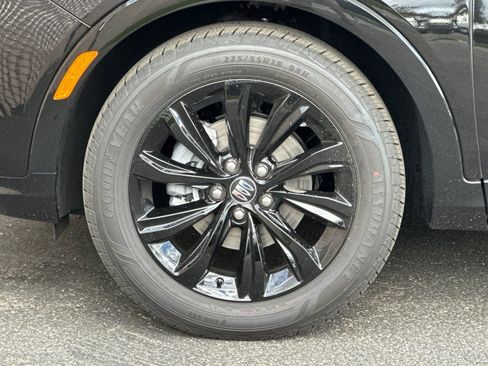 New 2026 Buick Envista Sport Touring w/ Convenience II Package FWD image 25