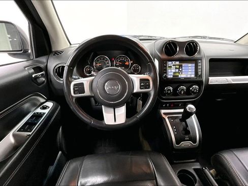 Used 2016 Jeep Compass High Altitude FWD image 6