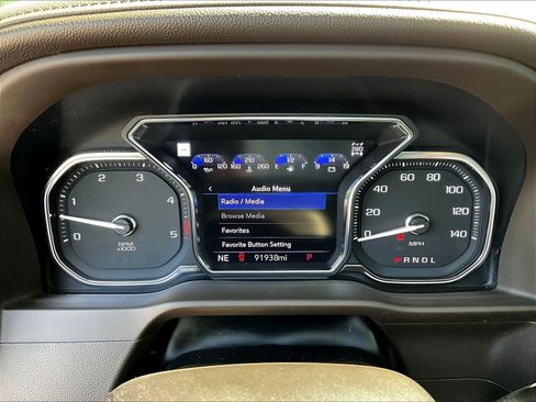Used 2022 GMC Sierra 3500 Denali AWD/4WD image 14