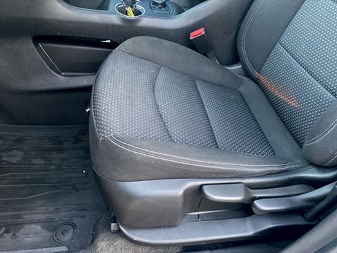 Used 2022 GMC Terrain SLE w/ Elevation Edition image 26