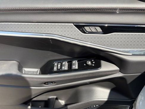 New 2025 Jeep Wagoneer S Limited w/ Comfort Package image 12