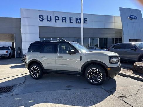 New 2025 Ford Bronco Sport Outer Banks w/ Outer Banks Tech Package+ image 1