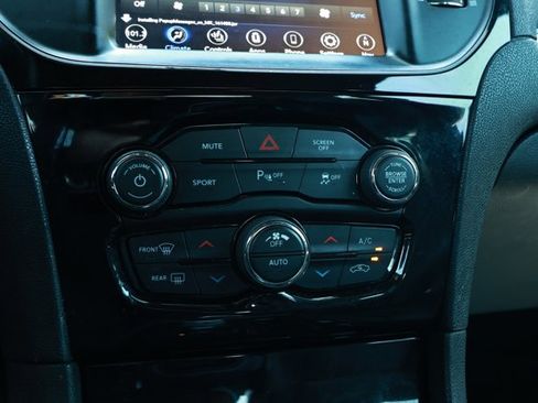 Used 2021 Chrysler 300 S RWD image 17