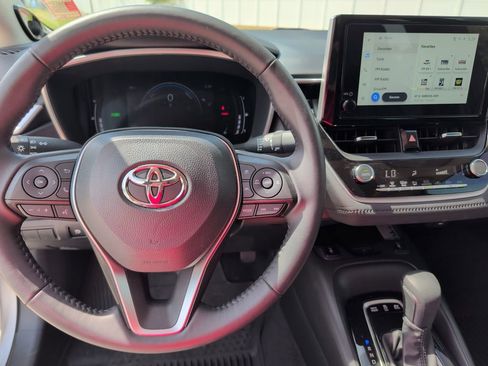 Used 2024 Toyota Corolla XLE FWD image 13