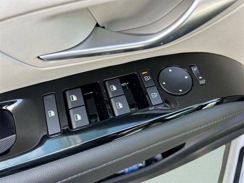 Certified 2026 Hyundai Tucson Limited image 23