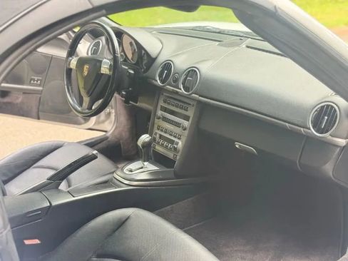 Used 2005 Porsche Boxster S image 11