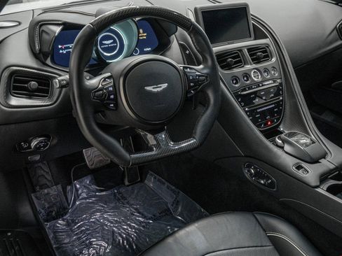 Used 2019 Aston Martin DBS Superleggera RWD image 12