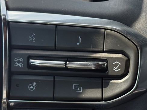 Used 2025 GMC Acadia Elevation FWD image 20