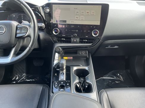 Used 2024 Lexus NX 350h AWD w/ Vision Package image 26