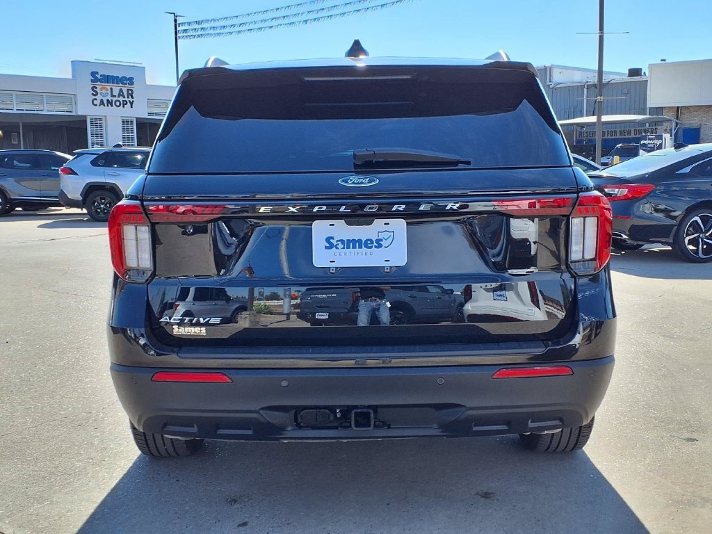 Used 2026 Ford Explorer Active RWD image 7
