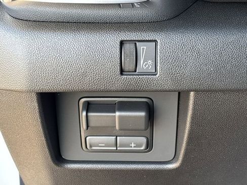 New 2026 GMC Canyon Elevation w/ Technology Package RWD image 19