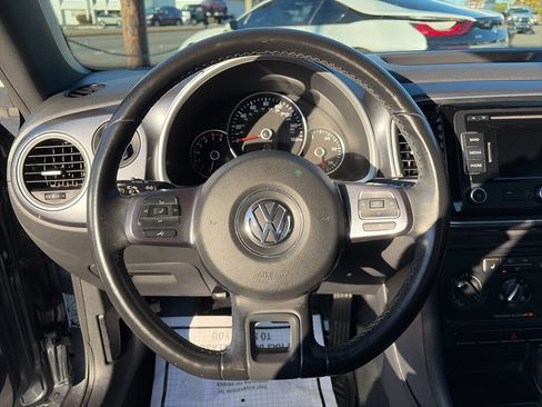 Used 2012 Volkswagen Beetle 2.5 image 27
