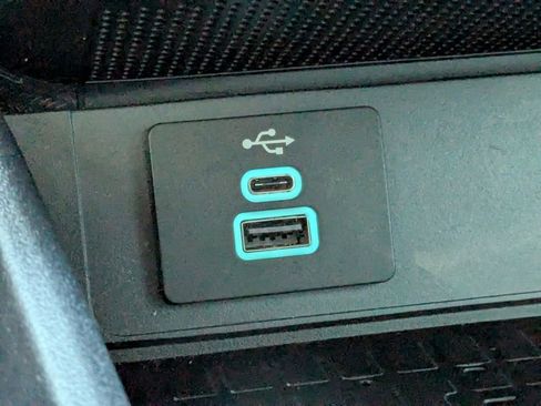 Used 2024 Ford Mustang GT Premium image 25