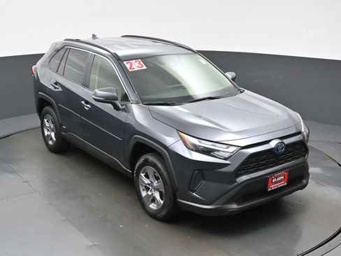 Used 2023 Toyota RAV4 XLE w/ XLE Grade Weather Package AWD/4WD image 34