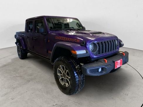 New 2026 Jeep Gladiator Mojave image 8