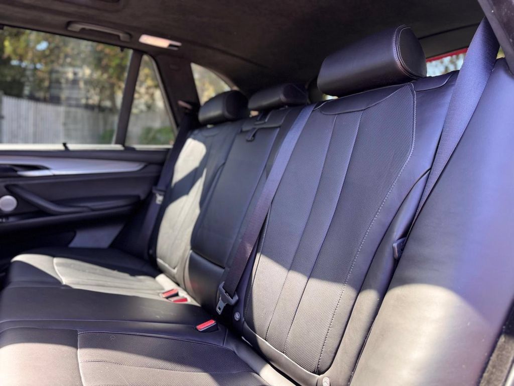 Used 2017 BMW X5 M AWD/4WD image 24