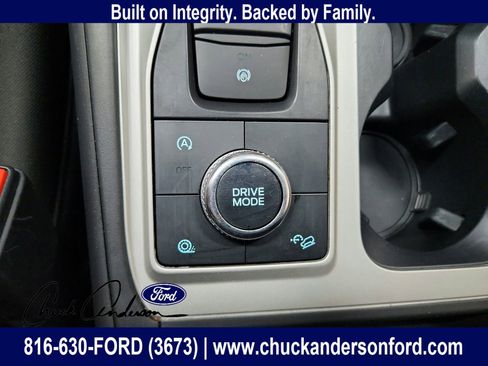 Used 2021 Ford Explorer XLT image 40