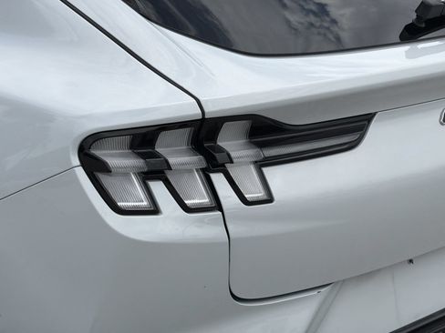 Certified 2023 Ford Mustang Mach-E Premium AWD/4WD image 7