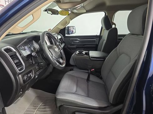 Used 2019 RAM 1500 Big Horn AWD/4WD image 18