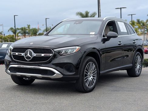 Used 2024 Mercedes-Benz GLC 300 image 11