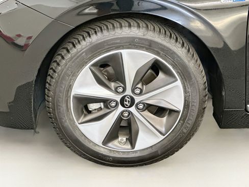 Used 2019 Hyundai Ioniq Limited FWD image 35