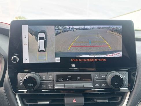 Used 2024 Toyota Grand Highlander Limited image 32