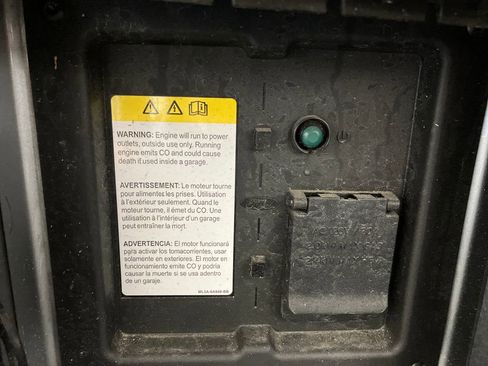 Used 2025 Ford F150 Lariat w/ Equipment Group 502A High image 30