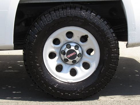 Used 2011 GMC Sierra 1500 W/T AWD/4WD image 29