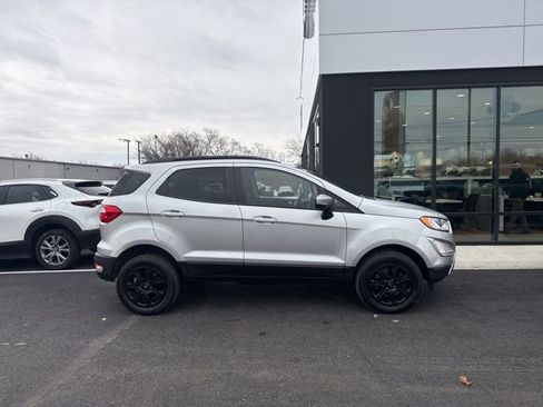 Used 2018 Ford EcoSport SE w/ SE Convenience Package image 2