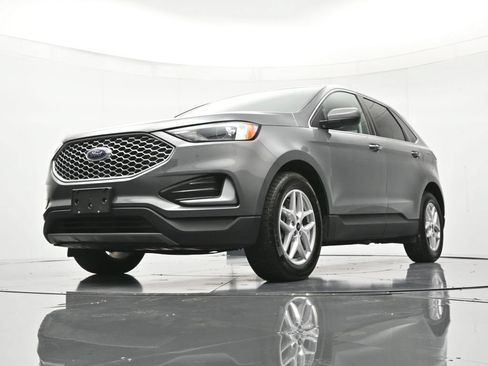 Used 2024 Ford Edge SEL AWD/4WD image 35