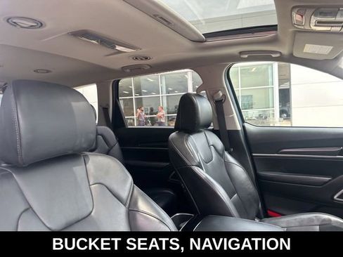 Used 2025 Kia Telluride S FWD image 2