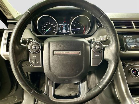 Used 2016 Land Rover Range Rover Sport SE image 12