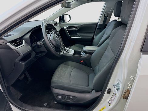 Used 2024 Toyota RAV4 XLE image 13