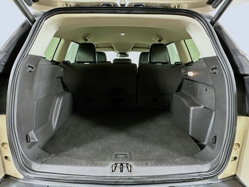 Used 2017 Ford Escape Titanium w/ Equipment Group 301A image 27