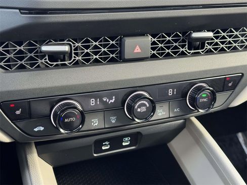 Certified 2023 Honda Accord EX image 27