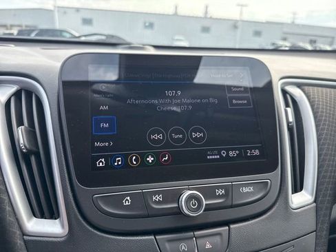 Used 2024 Chevrolet Malibu LT image 21