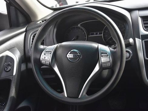 Used 2018 Nissan Altima 2.5 S w/ S Convenience Package image 17