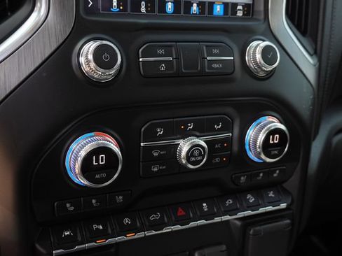 Used 2021 GMC Sierra 1500 Denali w/ Denali Ultimate Package AWD/4WD image 25