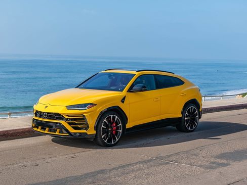 Used 2019 Lamborghini Urus image 1