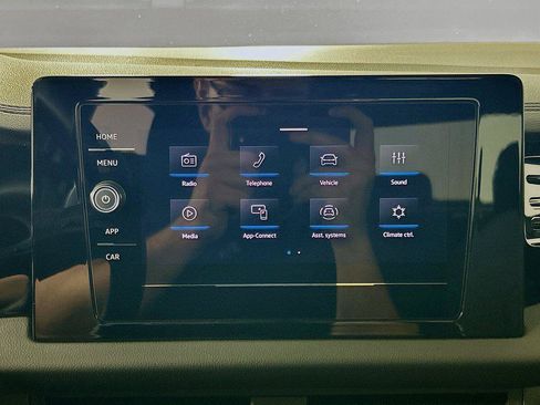Certified 2025 Volkswagen Jetta Sport FWD image 14